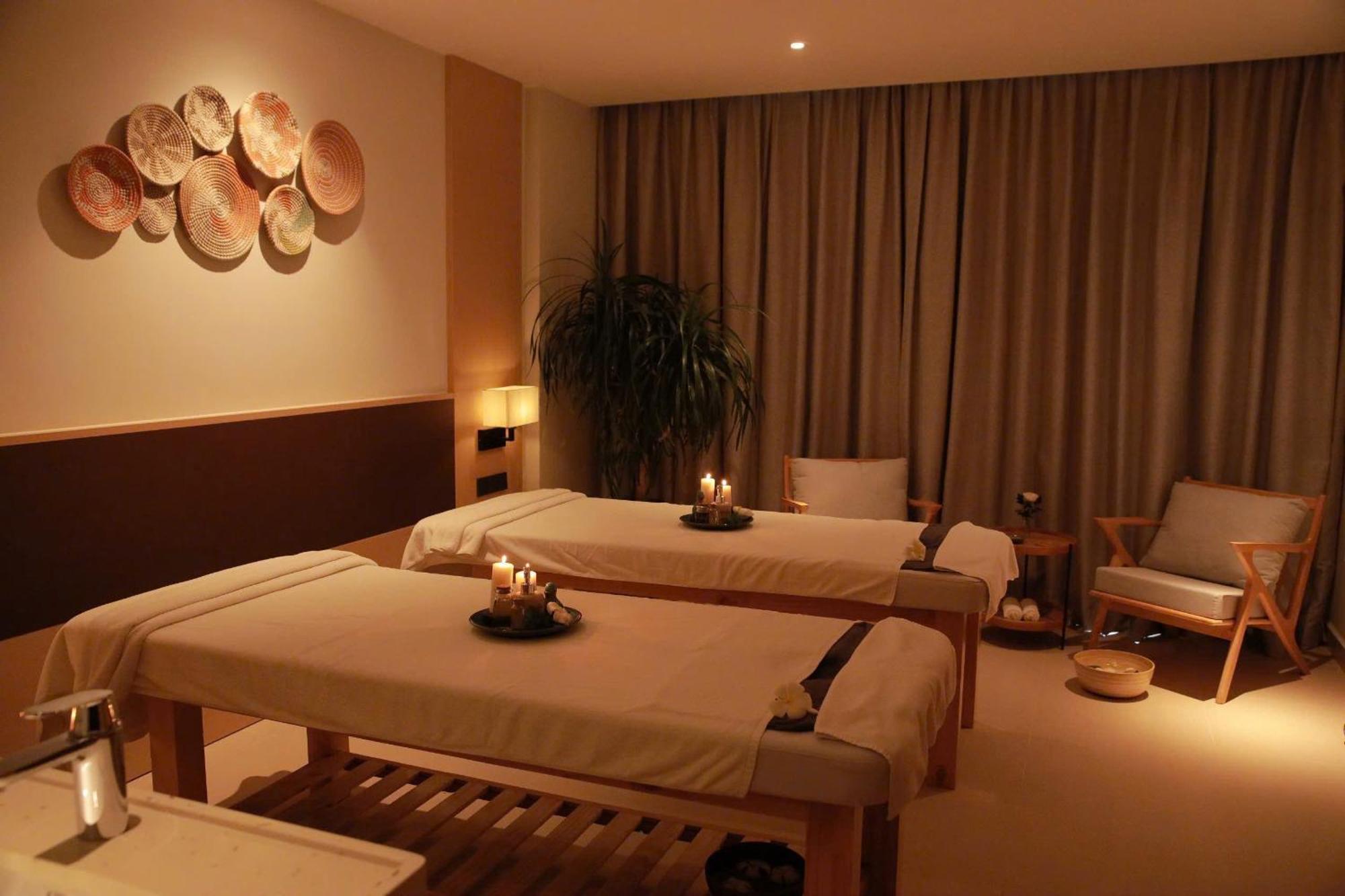 The Empyrean Cam Ranh Beach Resort Exterior photo