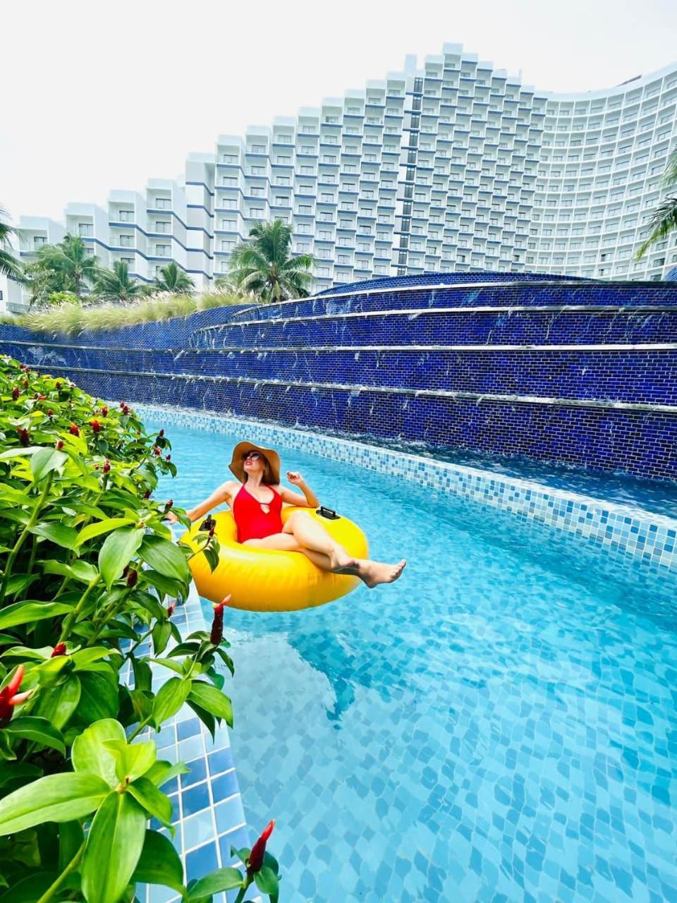 The Empyrean Cam Ranh Beach Resort Exterior photo